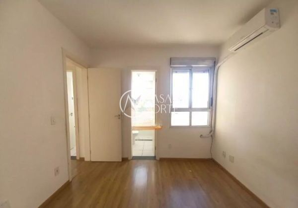 Apartamento à venda com 3 quartos, 63m², 1 suíte, 1 vaga, Rua Tenente Ary Tarrago no bairro Jardim Itu em Porto Alegre