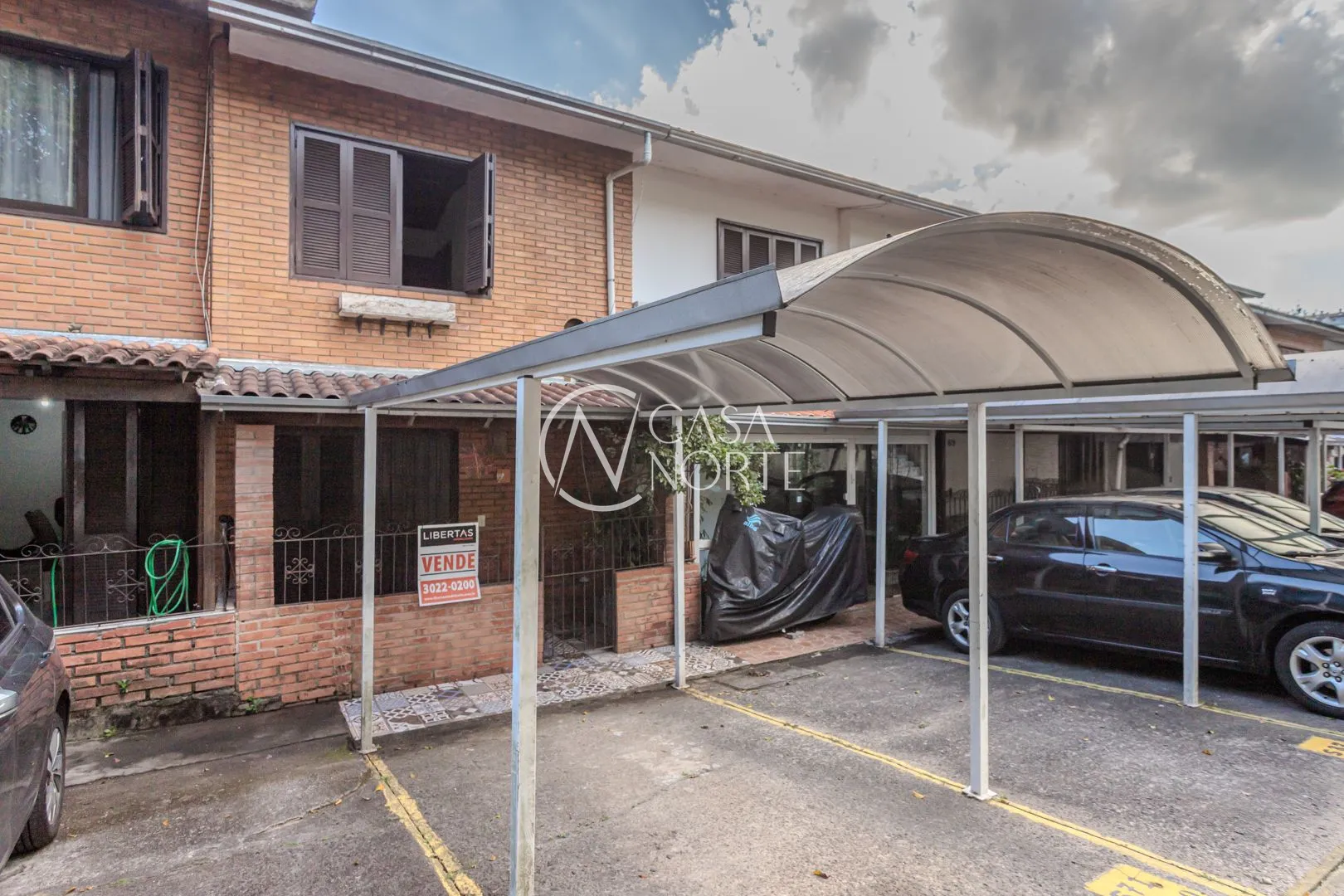 Casa de Condomínio à venda com 2 quartos, 110m², 1 vaga, Rua Doutor José Bento Corrêa no bairro Morro Santana em Porto Alegre