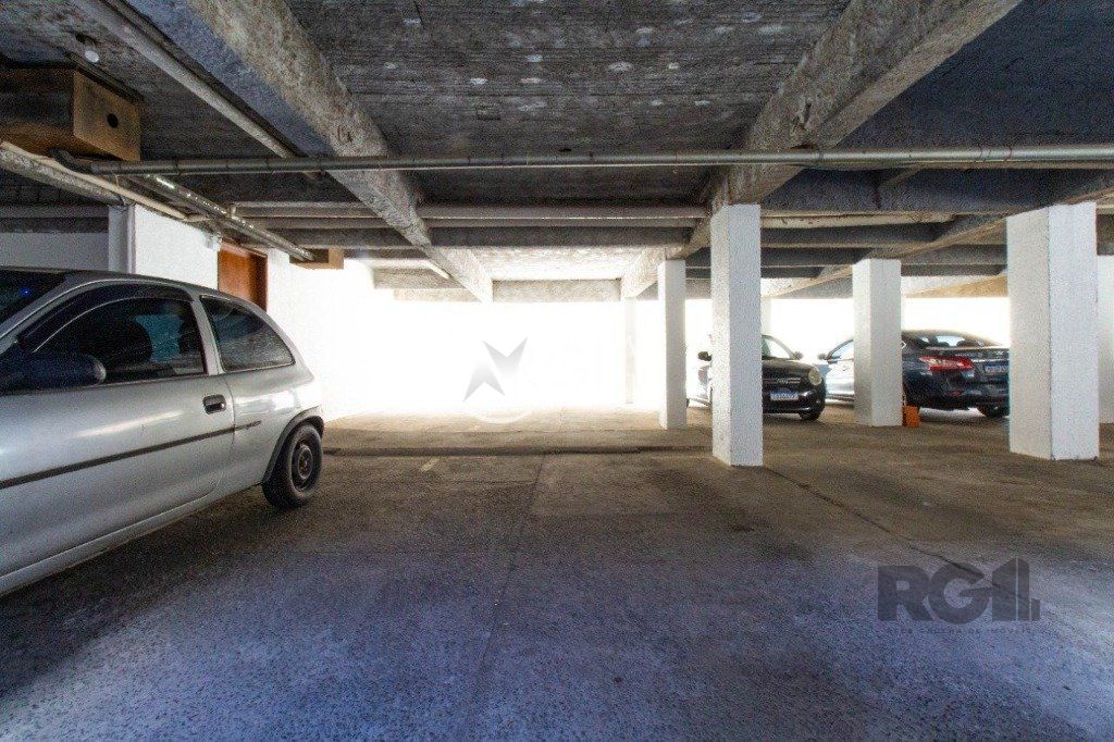 Apartamento à venda com 1 quarto, 70m², 1 vaga, Rua Delfino Riet no bairro Santo Antônio em Porto Alegre