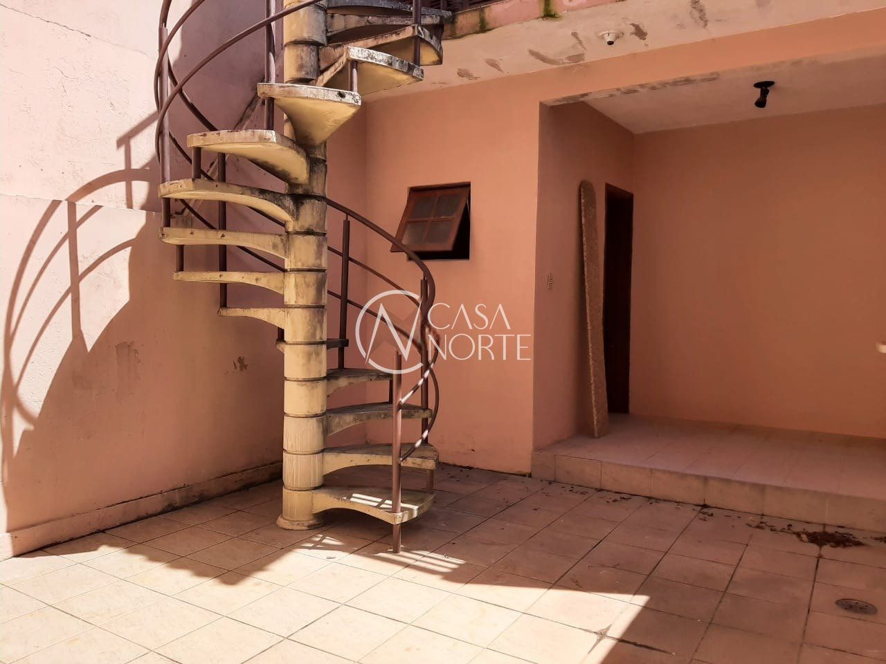 Casa à venda com 3 quartos, 62m², 2 vagas, Rua Geraldo Pastoriza no bairro Hípica em Porto Alegre