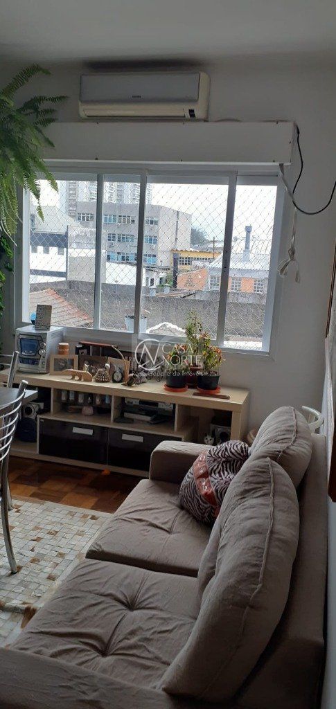 Apartamento à venda com 2 quartos, 70m², Avenida Presidente Franklin Roosevelt no bairro São Geraldo em Porto Alegre
