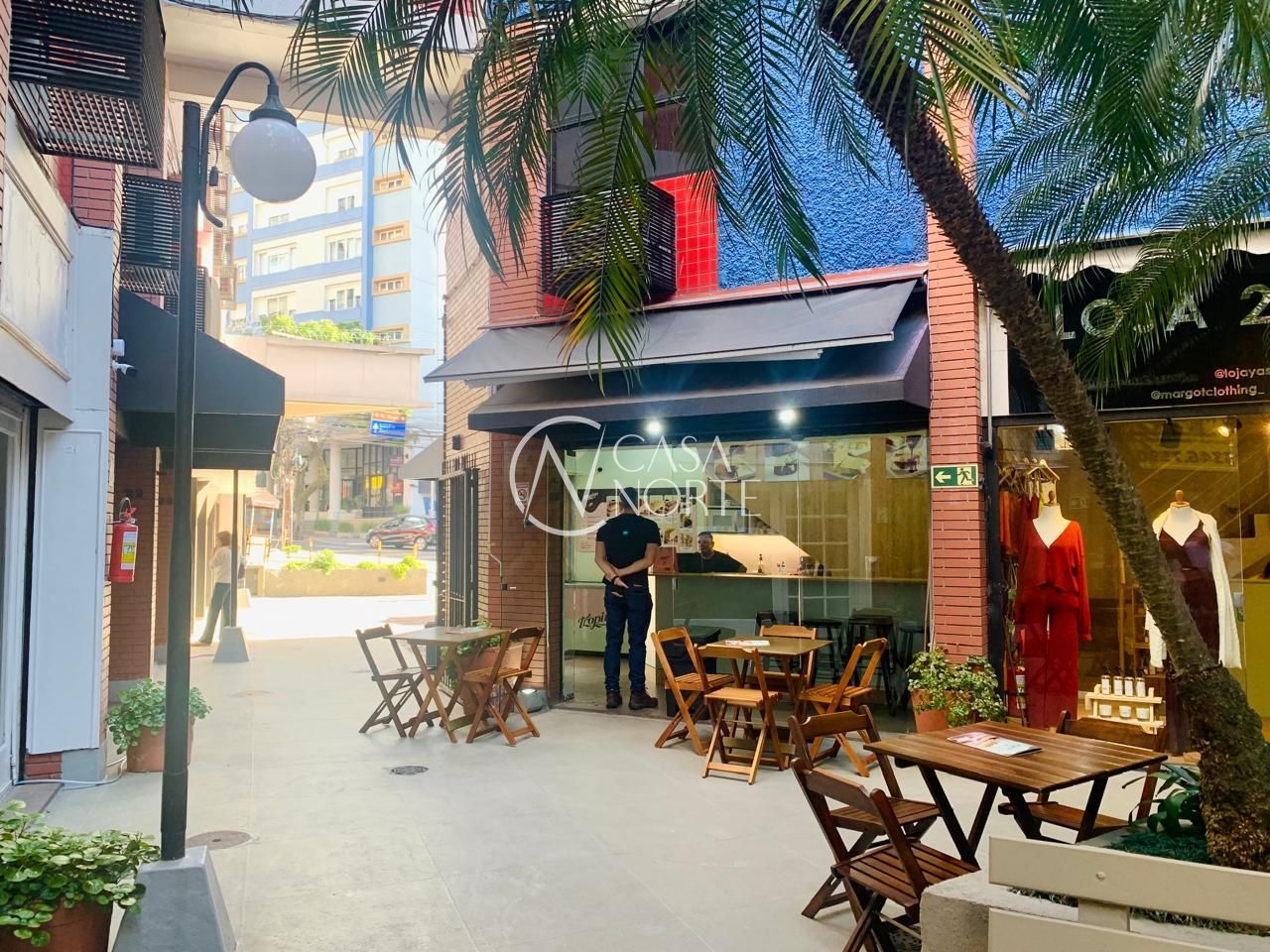 Loja à venda , 34m², Rua Vinte e Quatro de Outubro no bairro Moinhos de Vento em Porto Alegre