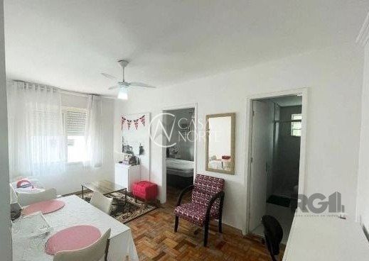 Apartamento à venda com 1 quarto, 43m², Rua Cipó no bairro Passo da Areia em Porto Alegre