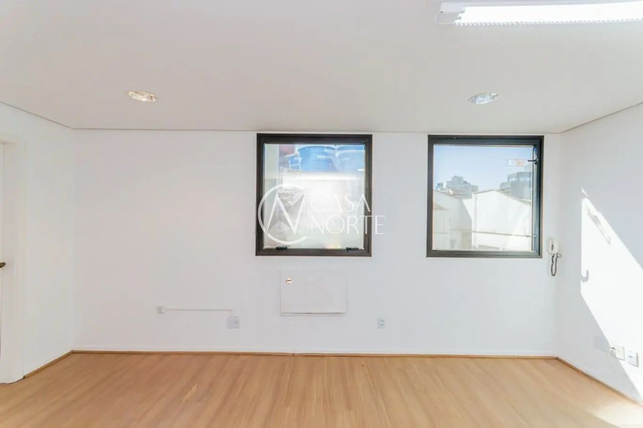 Sala Comercial à venda com 1 quarto, 24m², Avenida Goethe no bairro Rio Branco em Porto Alegre