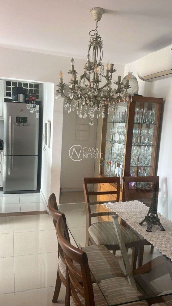Apartamento à venda com 3 quartos, 79m², 1 suíte, 2 vagas, Rua Doutor Carlos Renato Rua Fonseca no bairro Jardim Sabará em Porto Alegre