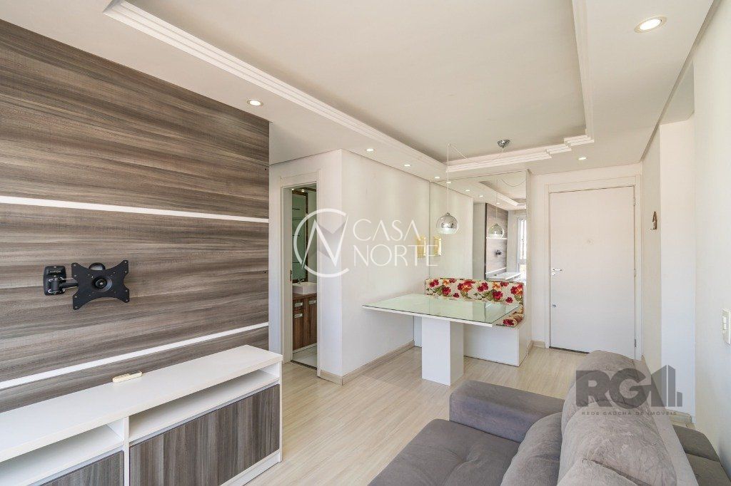 Apartamento à venda com 2 quartos, 56m², 1 suíte, 1 vaga, Avenida Bento Gonçalves no bairro Partenon em Porto Alegre