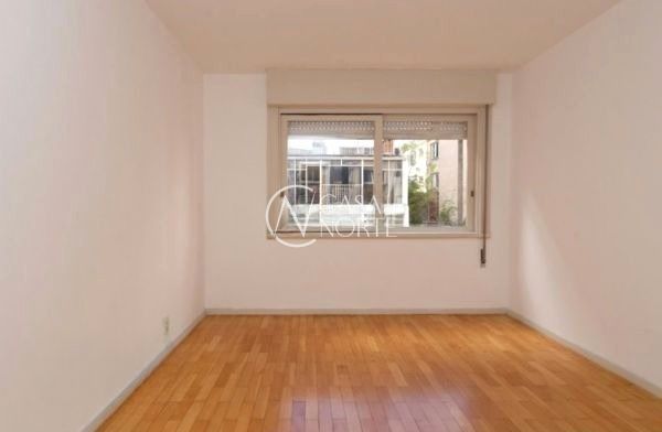 Apartamento à venda com 1 quarto, 41m², 1 suíte, Rua General Vitorino no bairro Centro Histórico em Porto Alegre