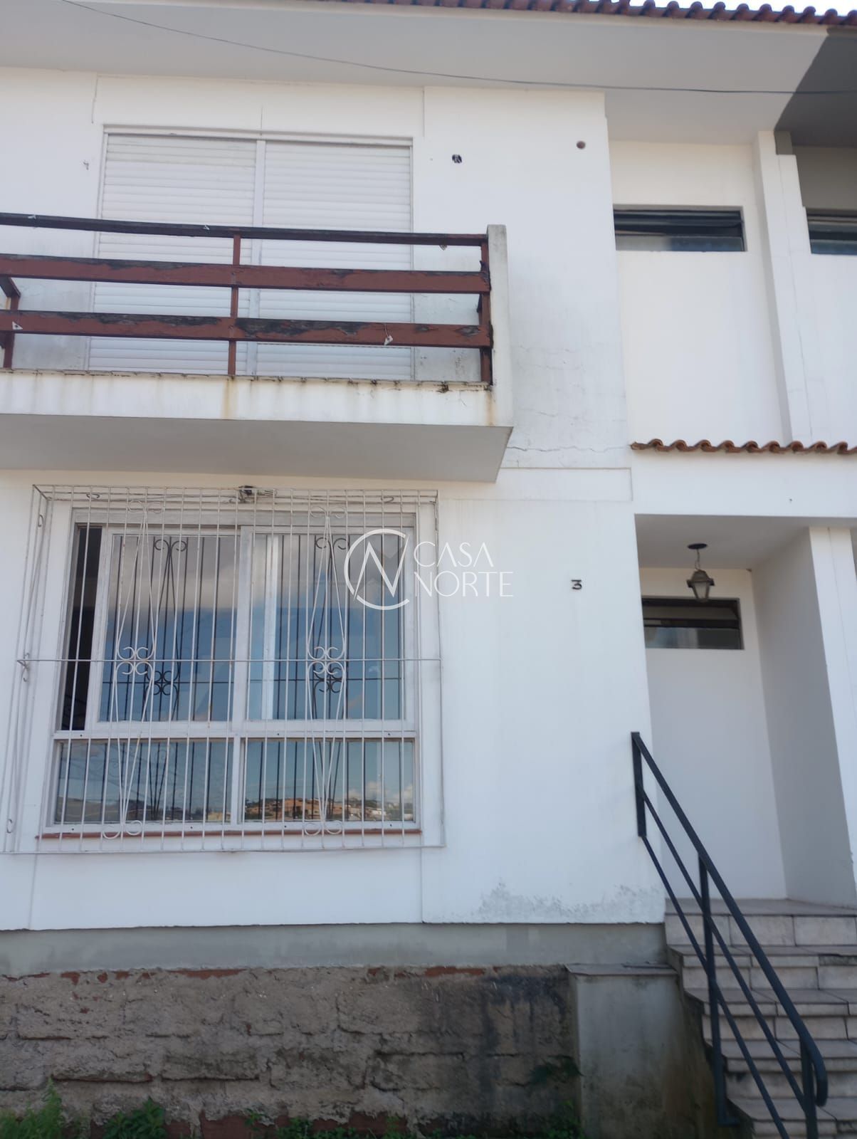 Casa à venda com 3 quartos, 156m², 3 suítes, 1 vaga, Rua Joaquim Cruz no bairro Santo Antônio em Porto Alegre