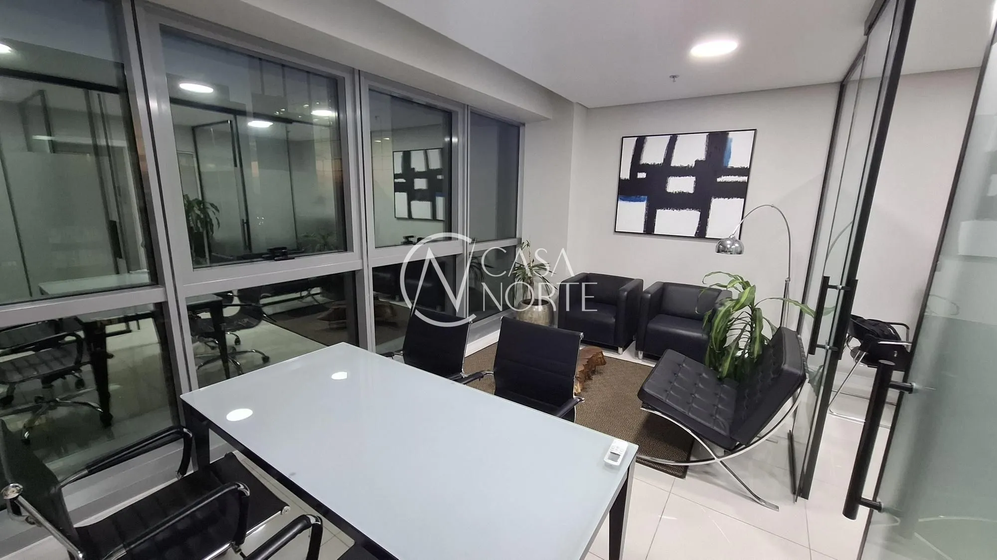 Sala Comercial à venda com 1 quarto, 40m², 1 vaga, Avenida Ipiranga no bairro Praia de Belas em Porto Alegre