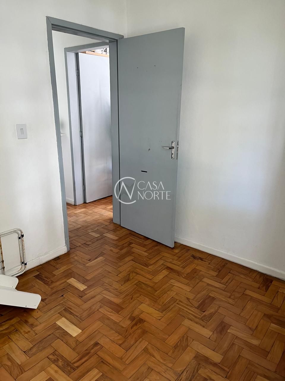 Apartamento à venda com 2 quartos, 50m², 1 vaga, Rua Dona Zulmira no bairro Cavalhada em Porto Alegre