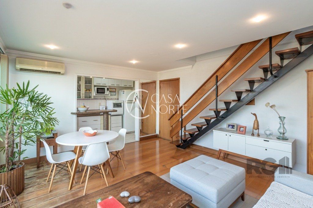 Cobertura à venda com 2 quartos, 149m², 1 vaga, Rua Doutor Mário Totta no bairro Tristeza em Porto Alegre