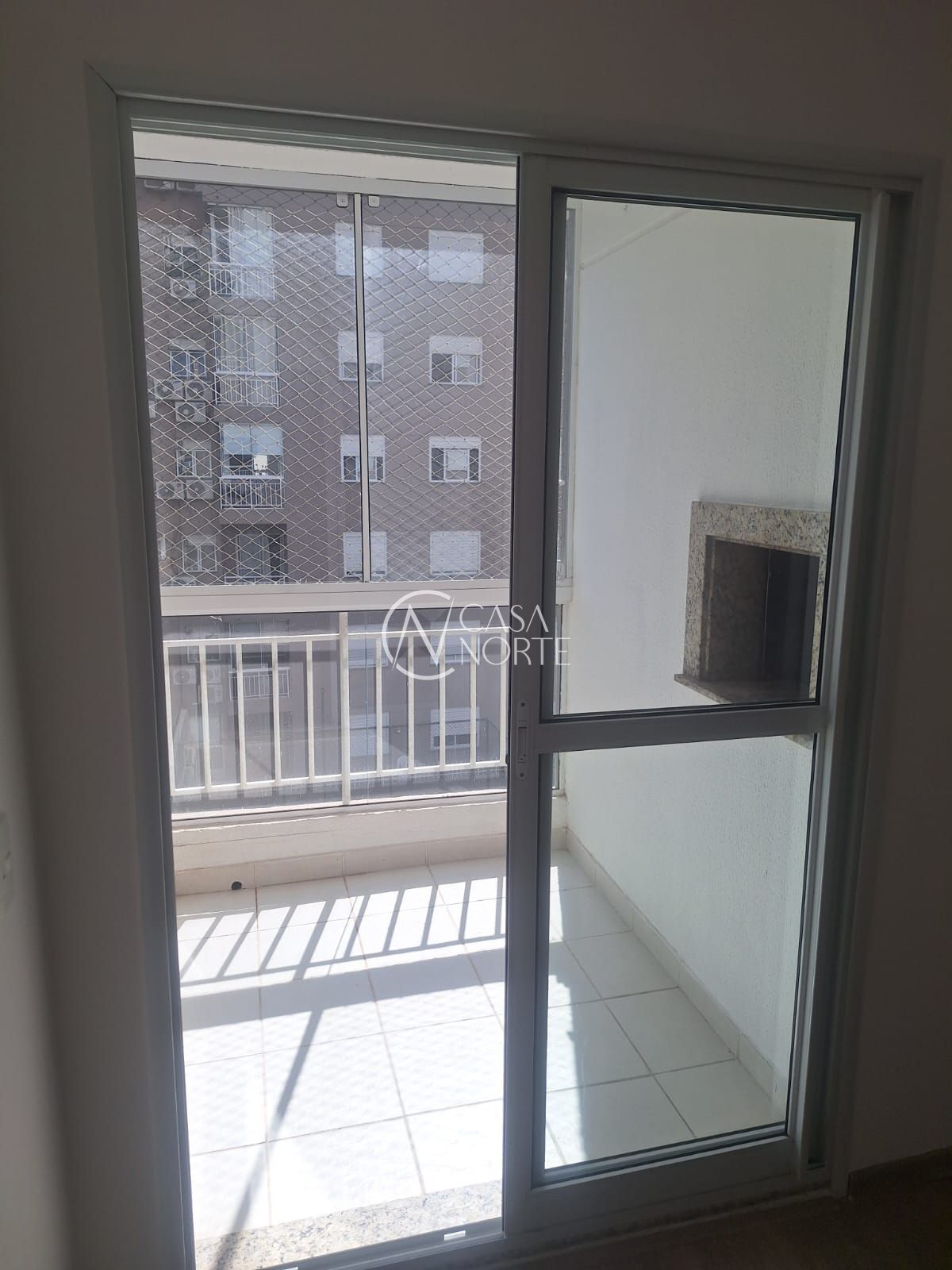 Apartamento à venda com 2 quartos, 52m², 1 suíte, 1 vaga, Avenida Arnaldo Bohrer no bairro Teresópolis em Porto Alegre