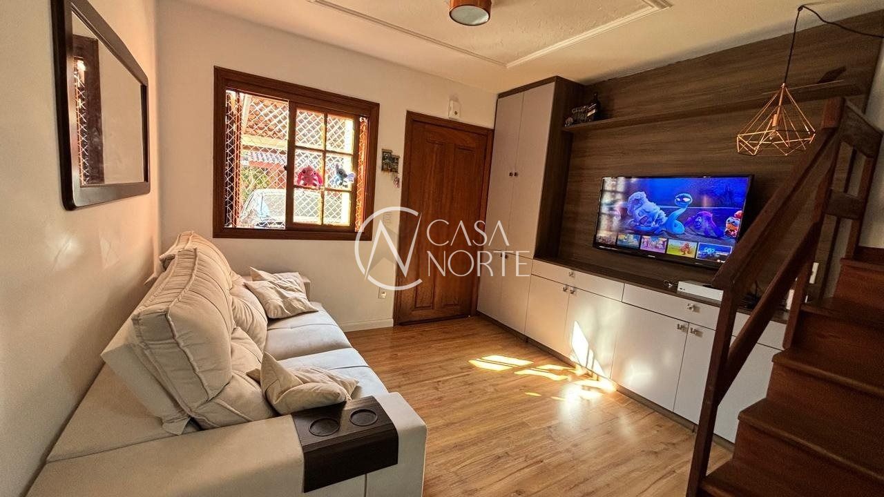 Casa de Condomínio à venda com 3 quartos, 101m², 1 vaga, Rua Sílvio Silveira Soares no bairro Camaquã em Porto Alegre