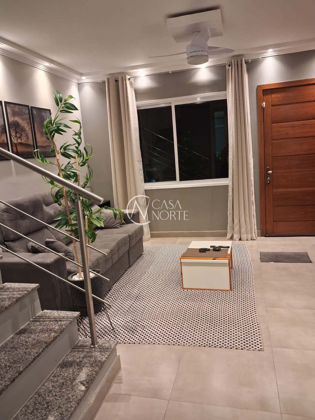 Casa de Condomínio à venda com 2 quartos, 64m², 2 suítes, 1 vaga, Rua Coronel Frederico Carlos Gomes no bairro Vila Nova em Porto Alegre