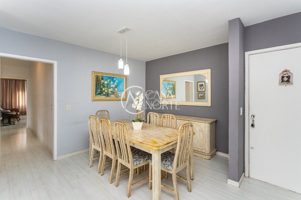 Apartamento à venda com 3 quartos, 121m², 1 suíte, 1 vaga, Rua Marcelo Gama no bairro São João em Porto Alegre