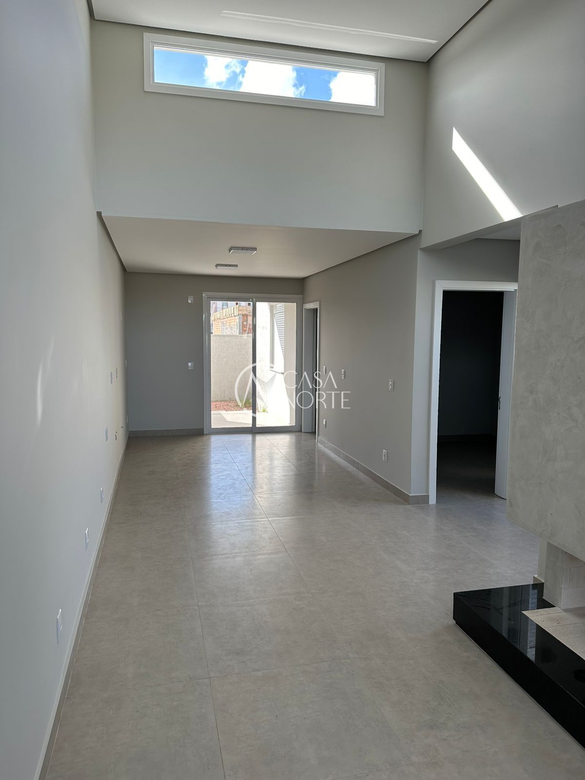 Casa à venda com 3 quartos, 80m², 1 suíte, 2 vagas, Rua do Schneider no bairro Hípica em Porto Alegre