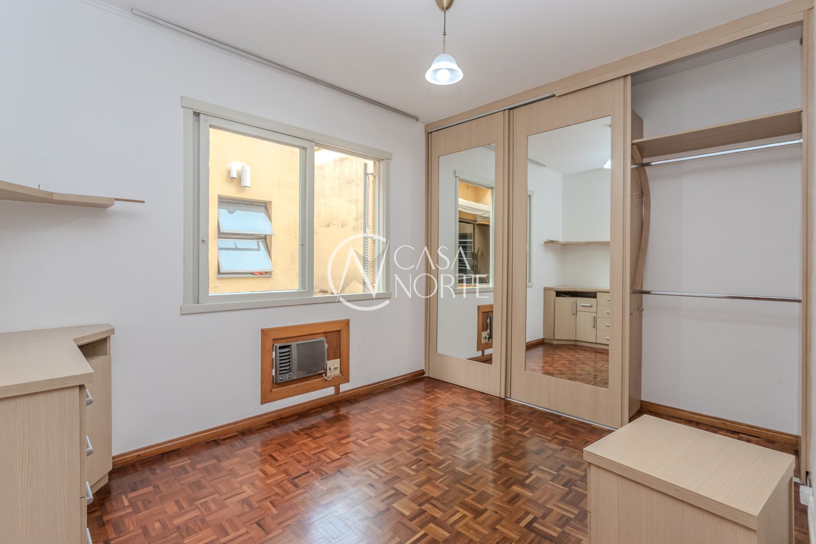Apartamento à venda com 2 quartos, 64m², Avenida Panamericana no bairro Jardim Lindóia em Porto Alegre
