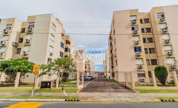 Apartamento à venda com 2 quartos, 52m², 1 vaga, Rua Professor Joaber Pereira no bairro Sarandi em Porto Alegre
