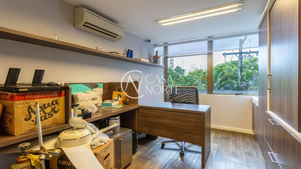 Conjunto Comercial à venda com 10 quartos, 239m², 2 vagas, Avenida Princesa Isabel no bairro Santana em Porto Alegre