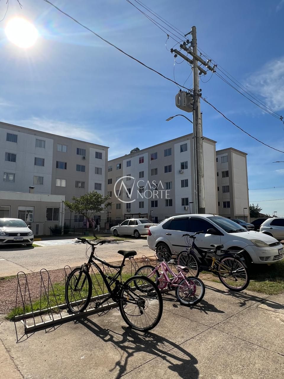 Apartamento à venda com 2 quartos, 41m², 1 vaga, Rua Inocêncio de Oliveira Alves no bairro Rubem Berta em Porto Alegre