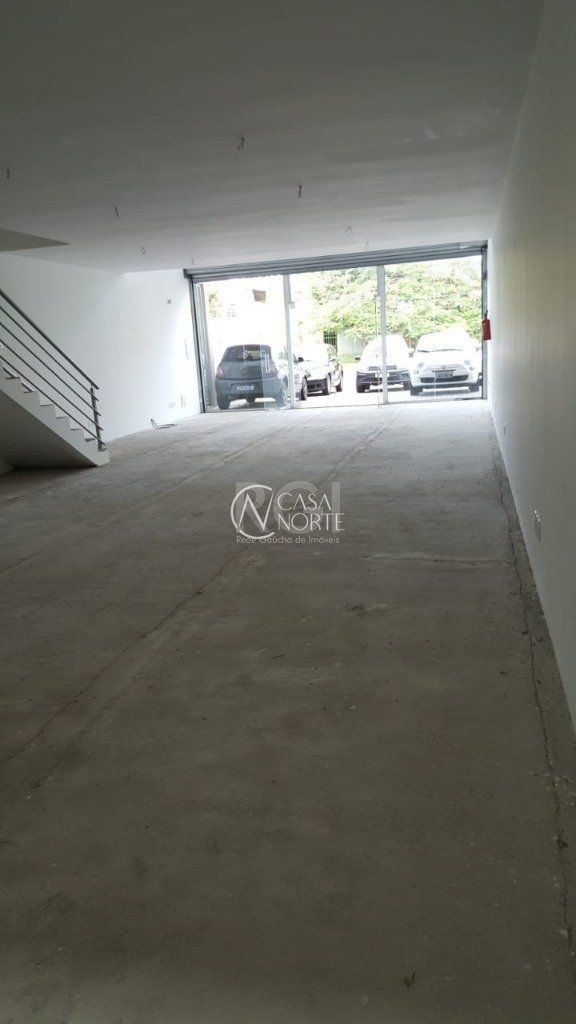 Loja à venda , 210m², 2 vagas, Rua Joaquim Silveira no bairro São Sebastião em Porto Alegre