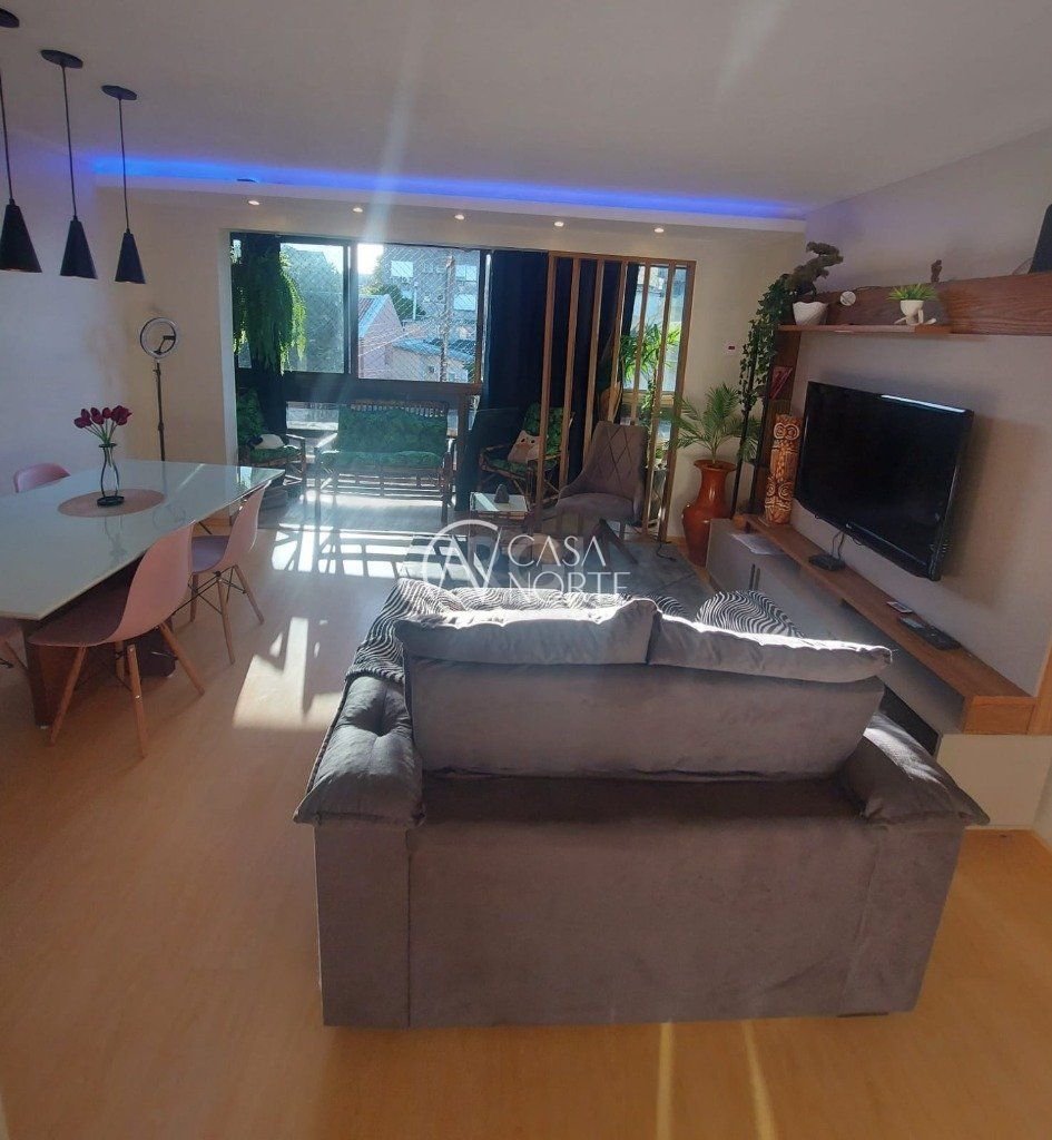 Apartamento à venda com 2 quartos, 81m², 1 suíte, 1 vaga, Rua Arnaldo Ballve no bairro Jardim Itu em Porto Alegre