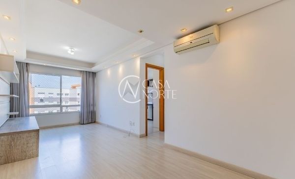 Apartamento à venda com 2 quartos, 69m², 1 suíte, 2 vagas, Avenida Borges de Medeiros no bairro Centro Histórico em Porto Alegre