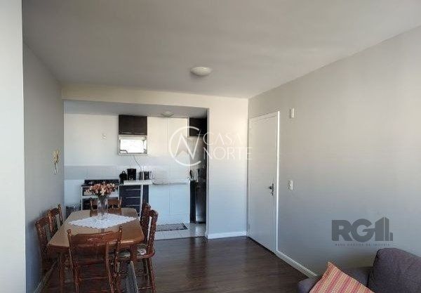 Apartamento à venda com 3 quartos, 68m², 1 suíte, 1 vaga, Rua Carlos Reverbel no bairro Jardim Carvalho em Porto Alegre