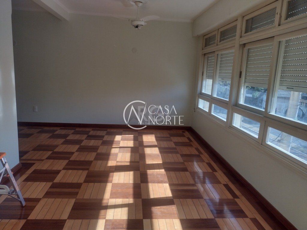 Apartamento à venda com 3 quartos, 127m², 1 vaga, Rua Mariante no bairro Rio Branco em Porto Alegre