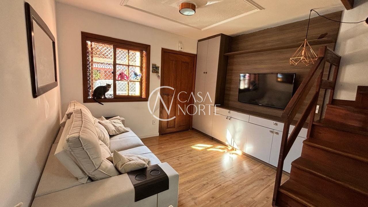 Casa de Condomínio à venda com 3 quartos, 101m², 1 vaga, Rua Sílvio Silveira Soares no bairro Camaquã em Porto Alegre