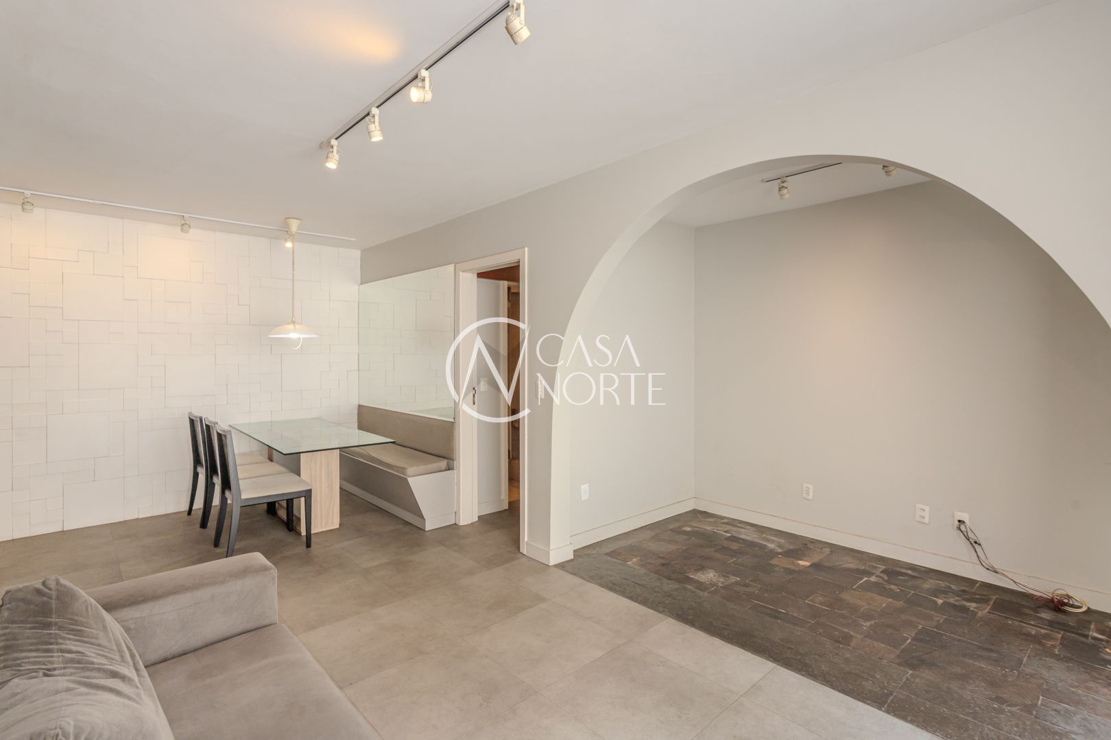 Apartamento à venda com 2 quartos, 92m², 1 vaga, Rua Dona Eugênia no bairro Petrópolis em Porto Alegre