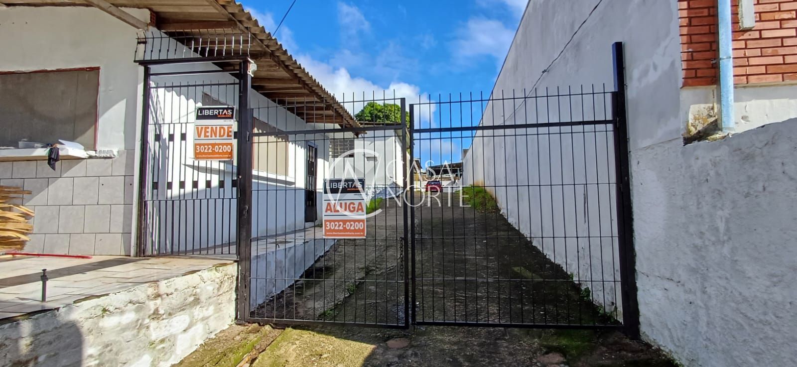 Terreno à venda  com 569m², Rua Dona Alzira no bairro Sarandi em Porto Alegre
