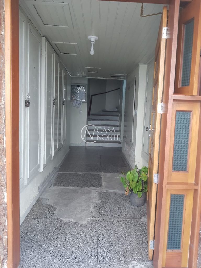 Kitnet à venda com 1 quarto, 33m², Rua Carlos Estevao no bairro Jardim Leopoldina em Porto Alegre