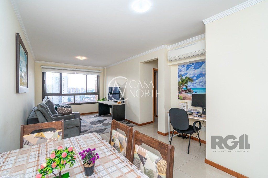 Apartamento à venda com 2 quartos, 72m², 1 suíte, 2 vagas, Rua Itapeva no bairro Passo da Areia em Porto Alegre