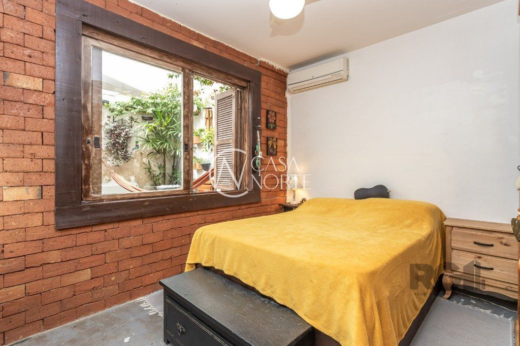 Apartamento à venda com 1 quarto, 44m², Avenida Ijuí no bairro Petrópolis em Porto Alegre