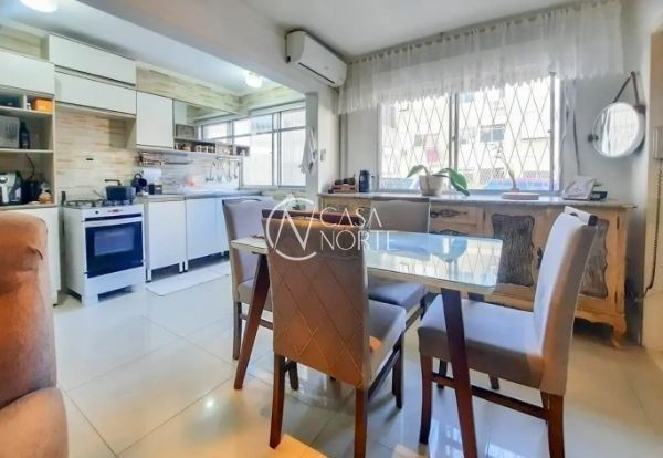 Apartamento à venda com 2 quartos, 55m², 1 vaga, Rua Engenheiro Fernando Mendes Ribeiro no bairro Santo Antônio em Porto Alegre