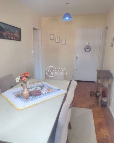 Apartamento à venda com 1 quarto, 43m², Avenida Benno Mentz no bairro Vila Ipiranga em Porto Alegre