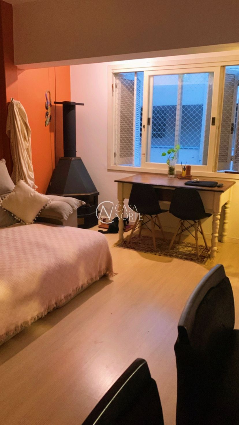 Apartamento à venda com 1 quarto, 64m², Rua Santos Dumont no bairro Floresta em Porto Alegre