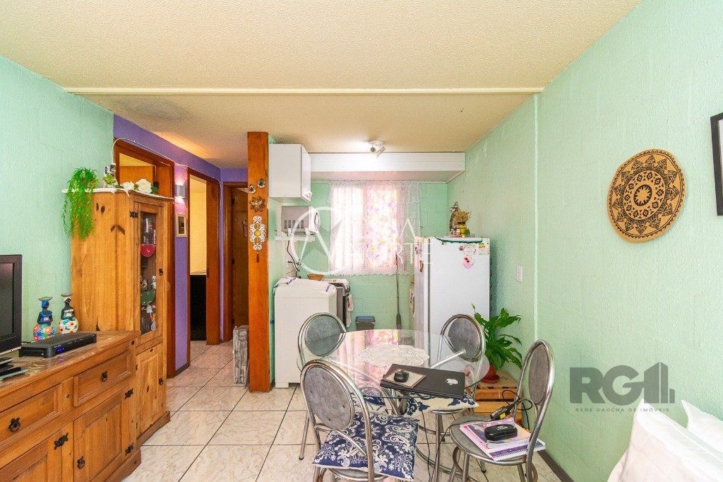 Apartamento à venda com 2 quartos, 38m², 1 vaga, Beco Pedro Rodrigues Bittencourt no bairro Vila Nova em Porto Alegre
