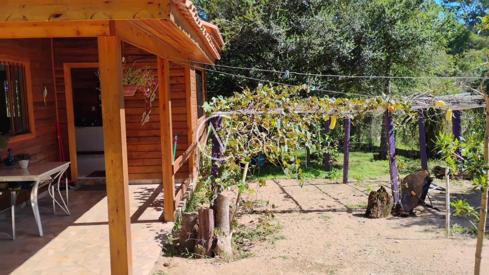 Casa à venda com 1 quarto, 76m², 2 vagas, Estrada Marechal Marciano Ávila no bairro Belém Novo em Porto Alegre