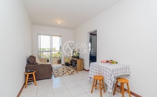 Apartamento à venda com 2 quartos, 59m², 1 vaga, Avenida da Cavalhada no bairro Cavalhada em Porto Alegre