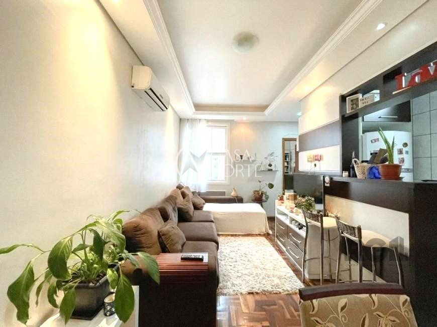 Apartamento à venda com 1 quarto, 37m², Avenida Lavras no bairro Petrópolis em Porto Alegre