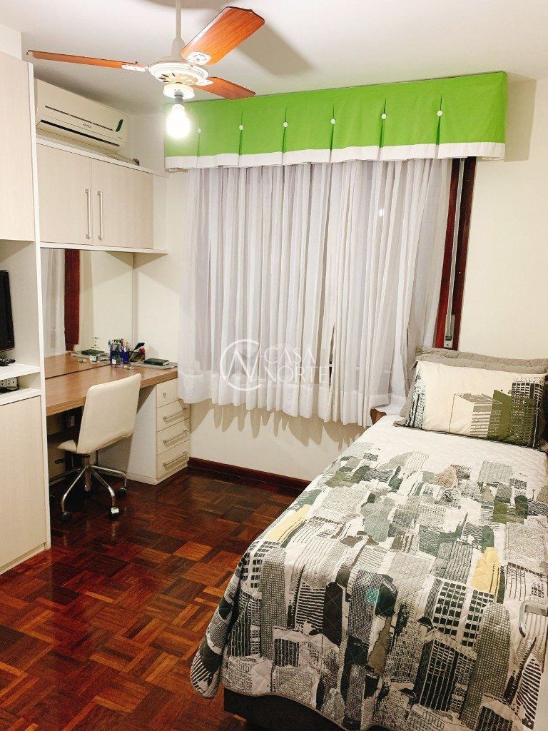 Apartamento à venda com 3 quartos, 88m², 1 vaga, Avenida América no bairro Auxiliadora em Porto Alegre