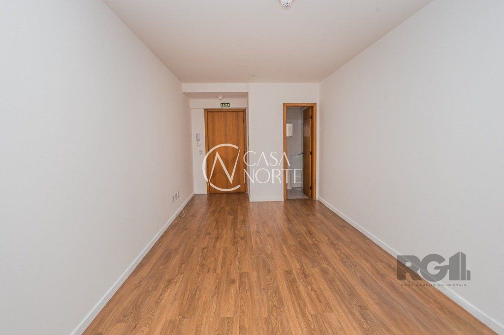Sala Comercial à venda , 27m², Avenida Montenegro no bairro Petrópolis em Porto Alegre