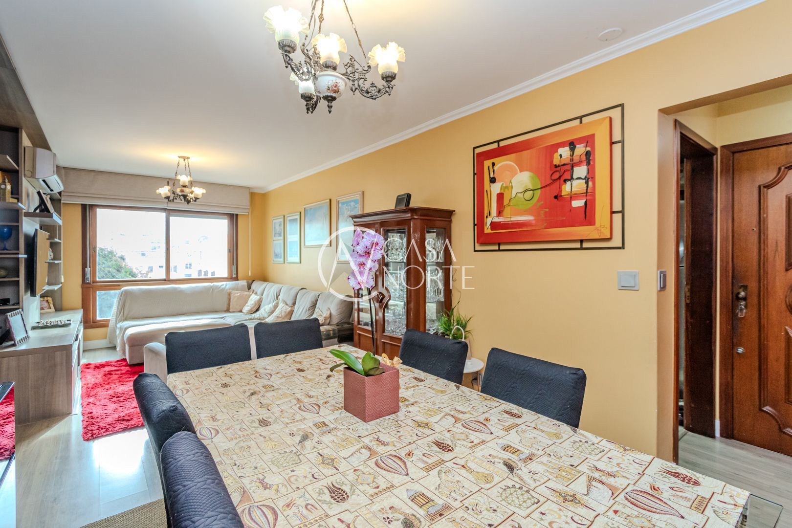 Apartamento à venda com 4 quartos, 117m², 1 suíte, 1 vaga, Avenida Getúlio Vargas no bairro Menino Deus em Porto Alegre