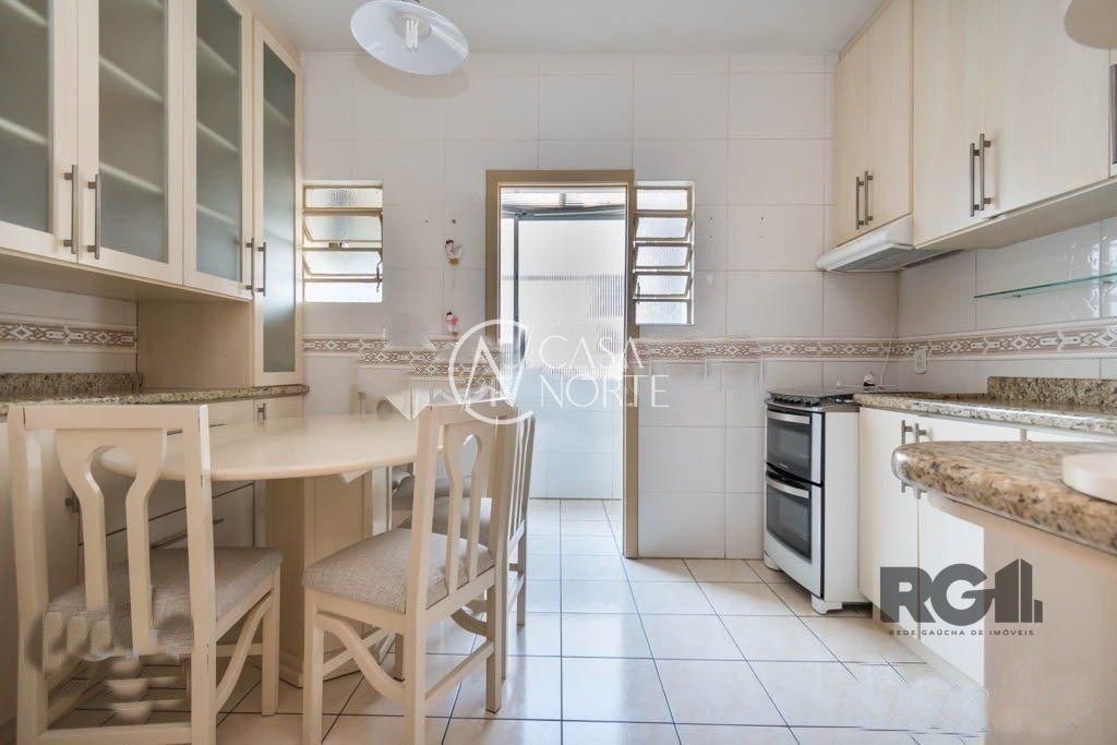 Apartamento à venda com 3 quartos, 85m², Rua Barao do Amazonas no bairro Petrópolis em Porto Alegre