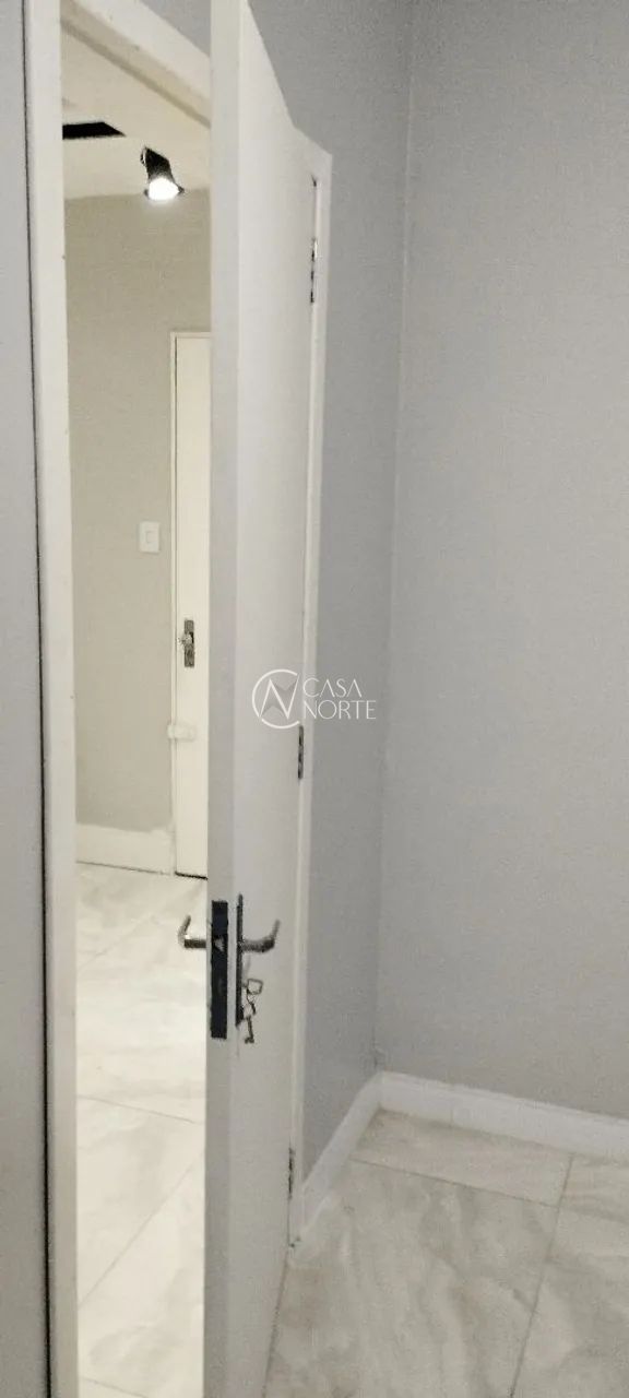 Apartamento à venda com 1 quarto, 38m², Avenida Ipiranga no bairro Azenha em Porto Alegre