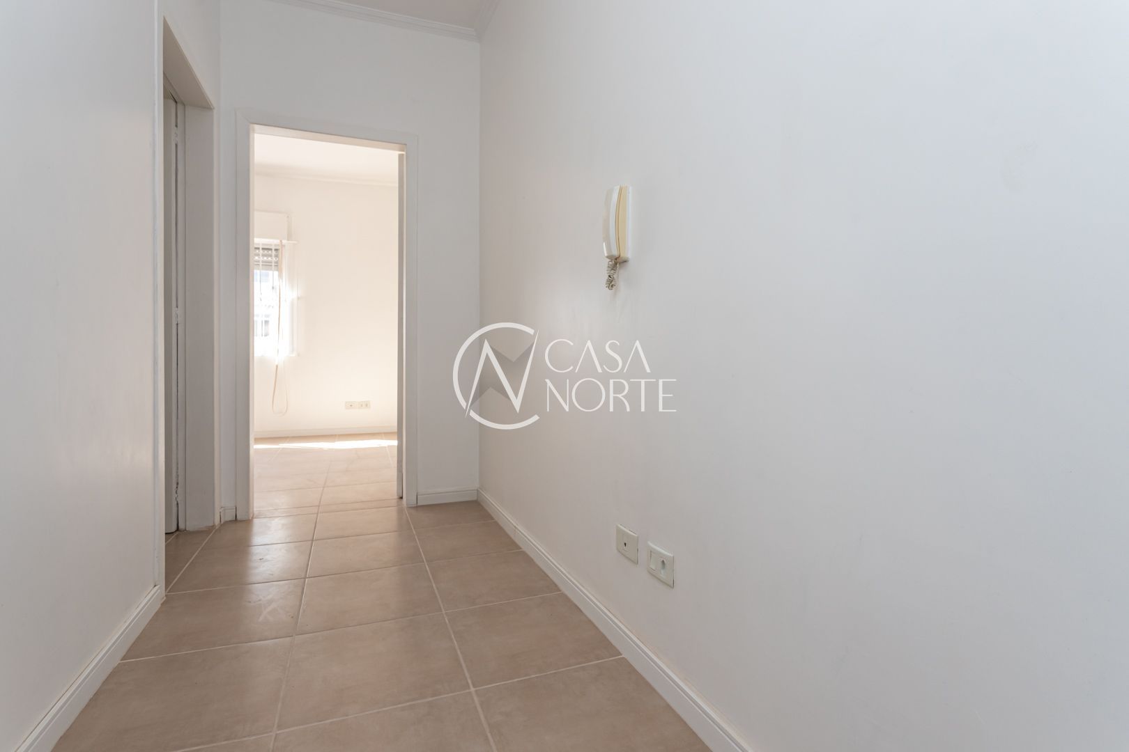 Kitnet à venda com 1 quarto, 32m², Rua Santo Antônio no bairro Floresta em Porto Alegre