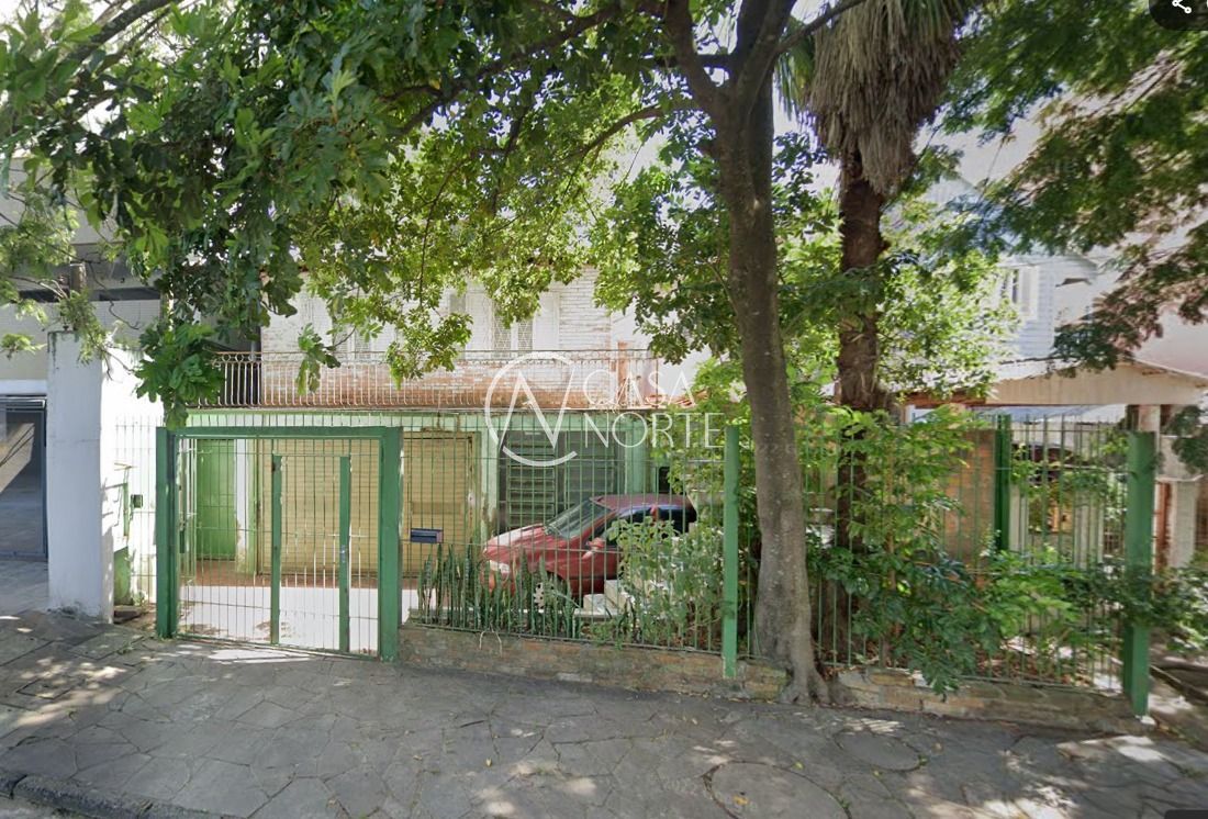 Terreno à venda  com 300m², Rua Jacob Vontobel no bairro Jardim Botânico em Porto Alegre