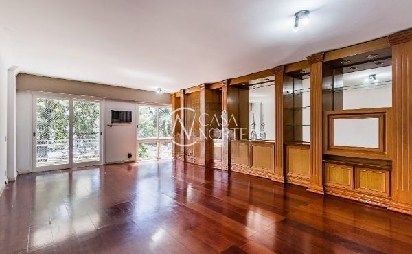 Apartamento à venda com 3 quartos, 168m², 1 suíte, 1 vaga, Rua Doutor Timóteo no bairro Moinhos de Vento em Porto Alegre